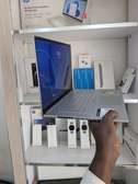 HP Envy i7  13e Generation ) 16  ) 1 T RTX 4060 de 8gb dedie