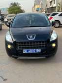 PEUGEOT 3008 2011