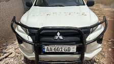 Mitsubishi L200 2022