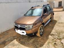 RENAULT DUSTER 2014