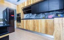 Appartement meublé à louer au Point E