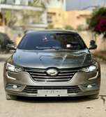 RENAULT SM6 2017