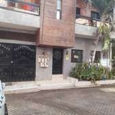 Appartement F4 à louer à Ngor