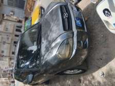 Hyundai voiture compacte gris métallisé économique