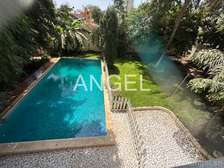 Ref_1796_PL  Grande villa avec jardin  aux Almadies