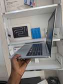 Dell Inspiron 5570 ) I5 8e generation ) 16g de ram ) 256 SSD