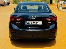Mazda 3 à louer