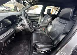 2022 jeep grand Cherokee thumb 4