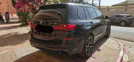 BMW X7 *M* 2022 thumb 5