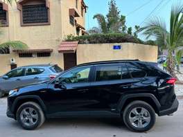 Toyota Rav4 XLE hybride 2022 thumb 10