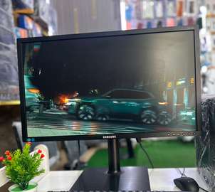 Moniteur SAMSUNG 24 pouces