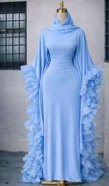 Robe longue bleu clair volants manches élégante