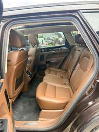 Dongfeng T5 EVO SUV noir spacieux et performant