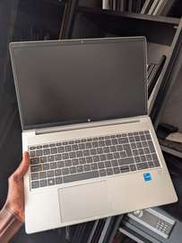 HP probook 840/850 g8 / 16gb ram / 512gb