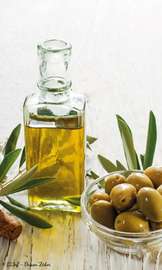 Huile d'olive extra vierge demi litre pure naturelle verte