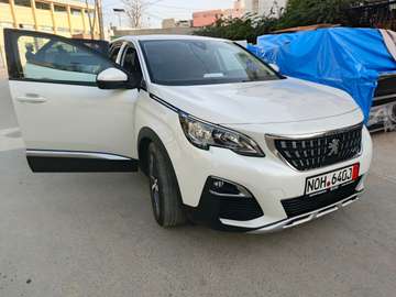 PEUGEOT 3008 2019