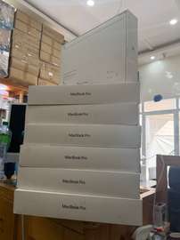 MacBook Pro M5 (2025) 14 Pouces SSD 512Go Ram 16GB
