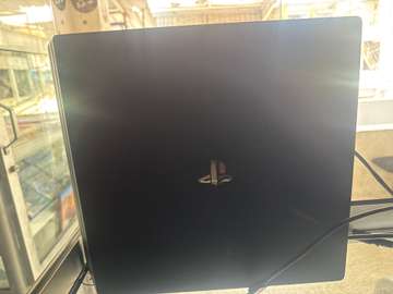 Ps4 pro 1 téra flashes +20jeux