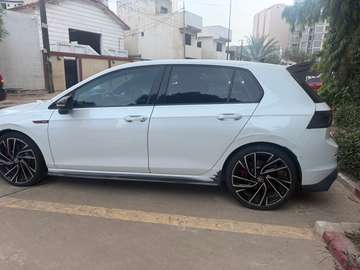 Volkswagen Golf 8 gti Essence Blanc Compact Confort