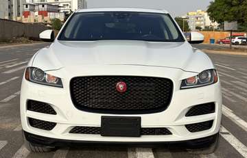 Jaguar F-Pace 2019 SUV