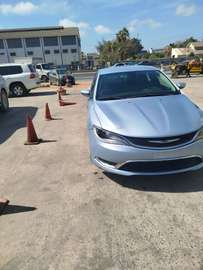Chrysler c200 2015 Venant déjà dédouanée