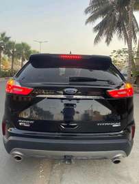 LOCATION FORD EDGE