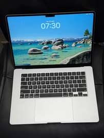 MacBook Air M4 15pouces 512G mdm