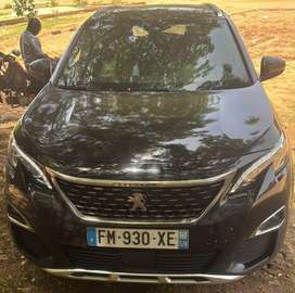 Peugeot 5008  sous douane