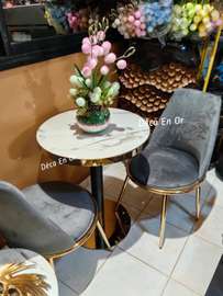 Table tête à tête
