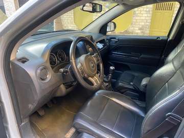 Jeep Compass SUV 4x4 Argent Polyvalent