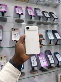 📱 iPhone 17 Air – 256 Go | Blanc 🤍 🇺🇸