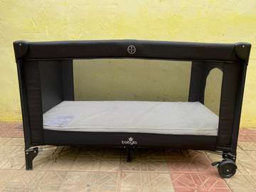 Berceau parapluie + Matelas