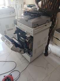 Entretien et Réparation de Machines Photocopie