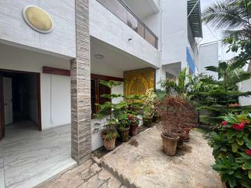 Maison à louer à Mermoz Sotrac
