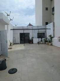 Appartement  avec grande terrasse aux almadies