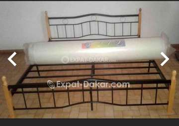 Lit Fer Forgé et Matelas