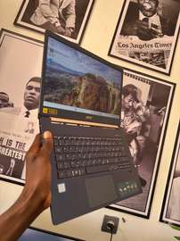 Acer tactile  i7 8th / ssd 512gb ordinateur portable