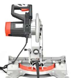 Puissante machine aluminium manutention 1800w