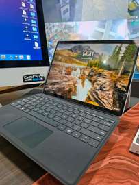 Microsoft surface pro 8