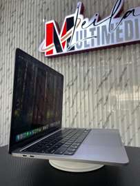 Pro m1 8/512