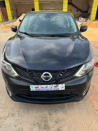 NISSAN QASHQAI 2017