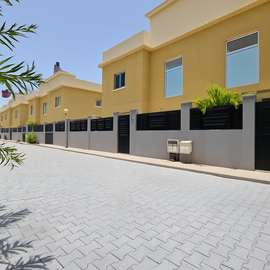 Villa R+1 d’Exception à Almadies 2 à vendre