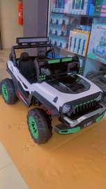 Grand voiture électrique pour enfants avec télécommande