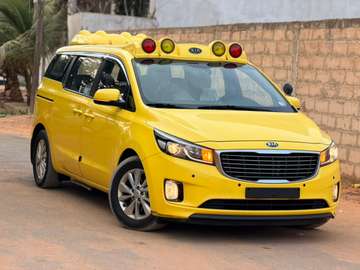 KIA CARNAVAL  : 2016 / 11 places