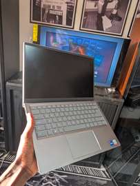 Dell i7 11th gen 3ghz /16gb ram/ 512gb ordinateur portable