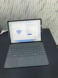 Surface pro 12 16/512