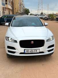 JAGUAR F-PACE 20d 2017