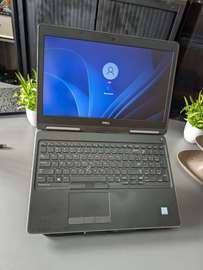 Dell  précision i7 7th / 4gb NVIDIA / 16gb ram