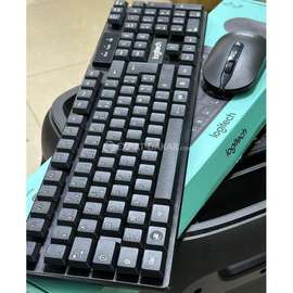 Clavier et Souris sans fil Logitech MK-290 (AZERTY)