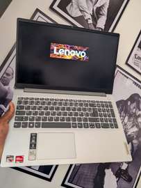 Lenovo Ryzen 5 11th/ 16gb /512gb /2gb dédiée graphique